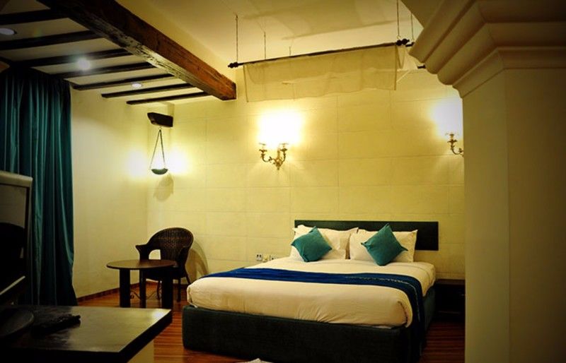 Best Western Amrutha Castle Hyderabad Esterno foto
