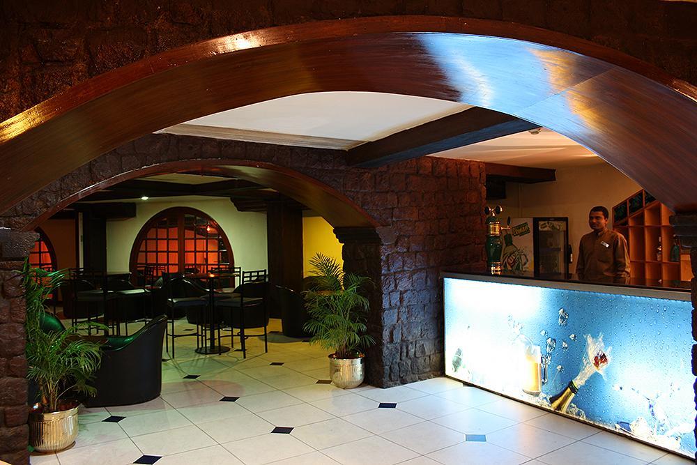 Best Western Amrutha Castle Hyderabad Esterno foto